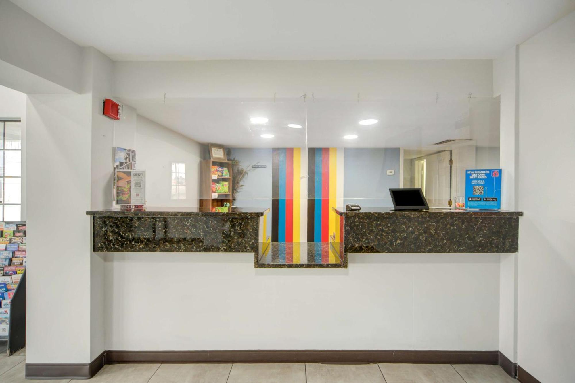Motel 6 San Antonio, Tx I-35 North Corridor Екстериор снимка